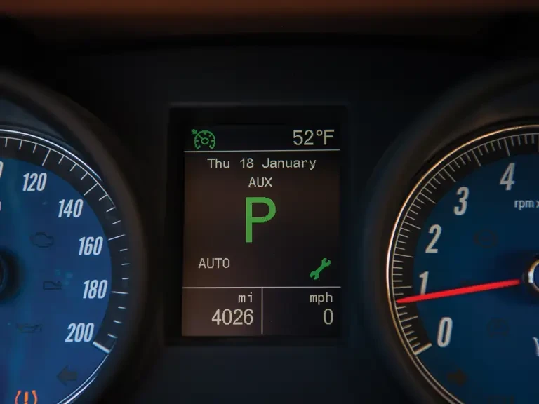 2011 Maserati Quattroporte 5th Gen - Image 23 of 25
