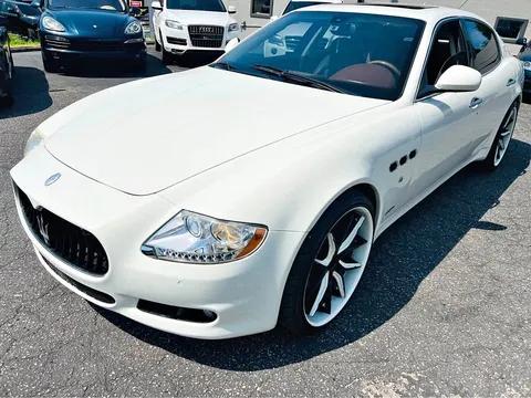 2011 Maserati Quattroporte Sedan 4D