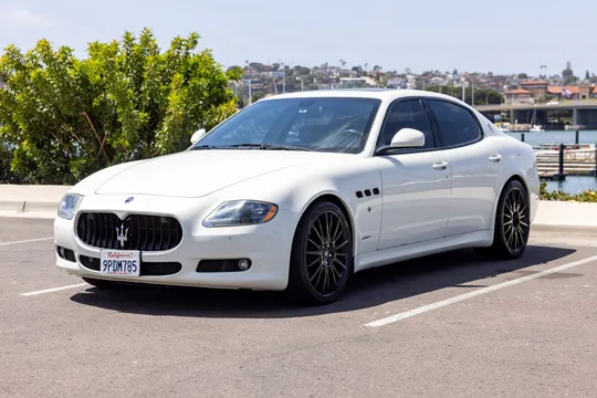 2011 Maserati Quattroporte 5th Gen - Image 2 of 31
