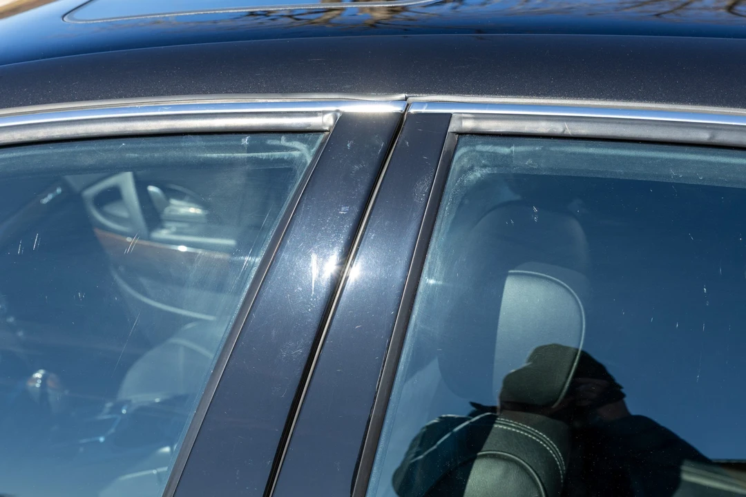 2011 Maserati Quattroporte 5th Gen - Image 15 of 21