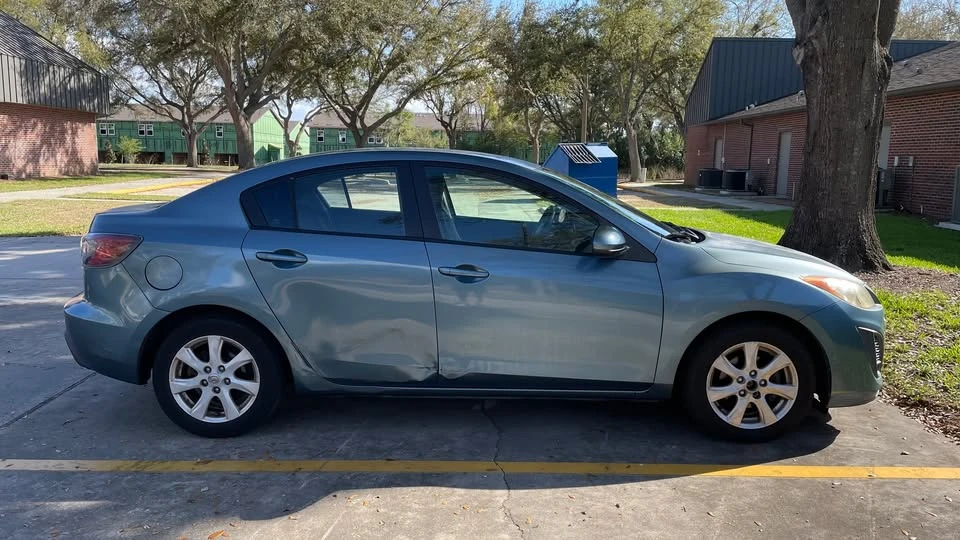 2011 Mazda Mazda 3 2nd Gen - Image 5 of 21