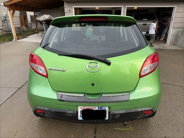 2011 Mazda Mazda 2 1st Gen - Image 2 of 12