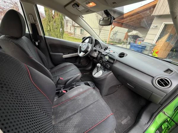 2011 Mazda Mazda 2 1st Gen - Image 6 of 12