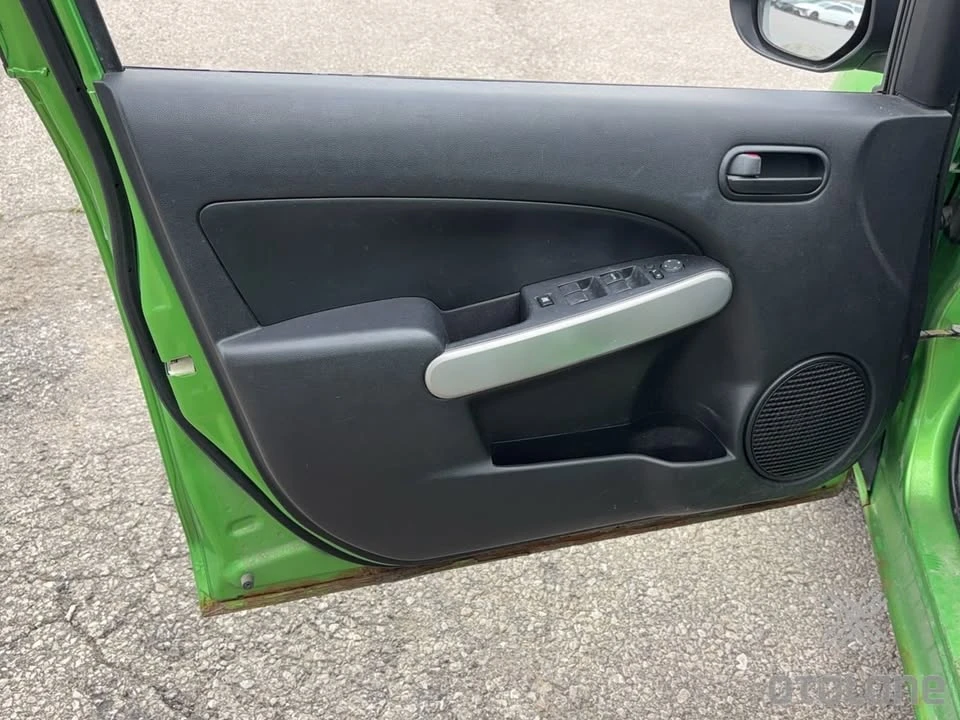 2011 Mazda Mazda 2 2nd Gen - Image 15 of 18