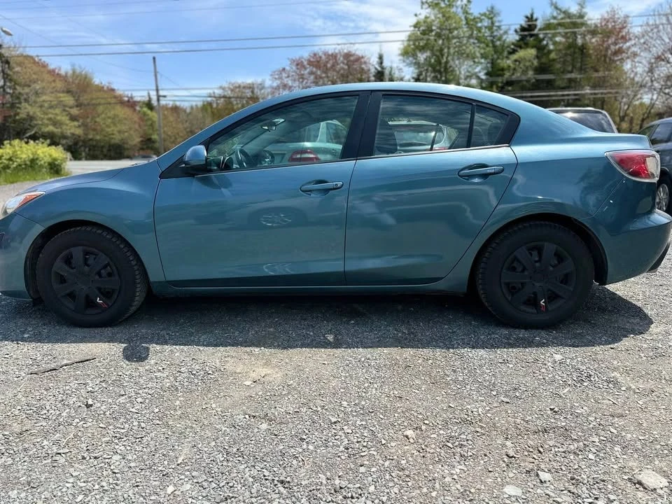 2011 Mazda Mazda 3 2nd Gen - Image 4 of 18