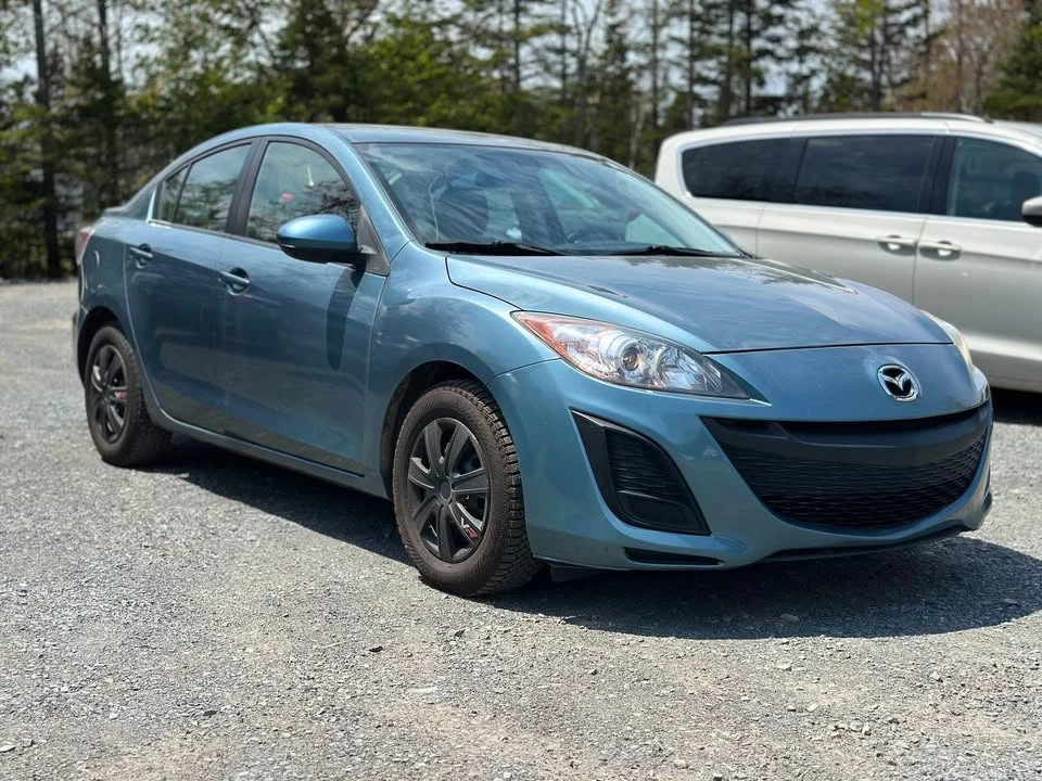 2011 Mazda Mazda 3 2nd Gen - Image 3 of 18