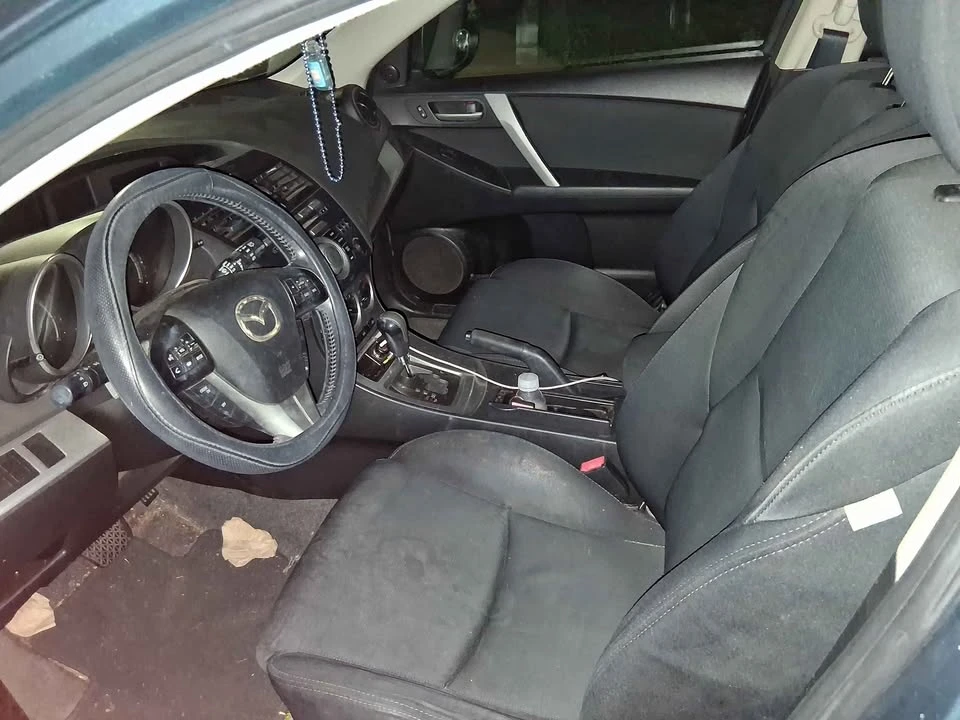 2011 Mazda Mazda 3 2nd Gen - Image 8 of 9