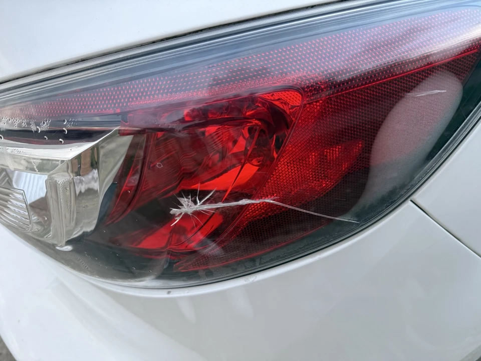 2011 Mazda Mazda 3 2nd Gen - Image 10 of 21