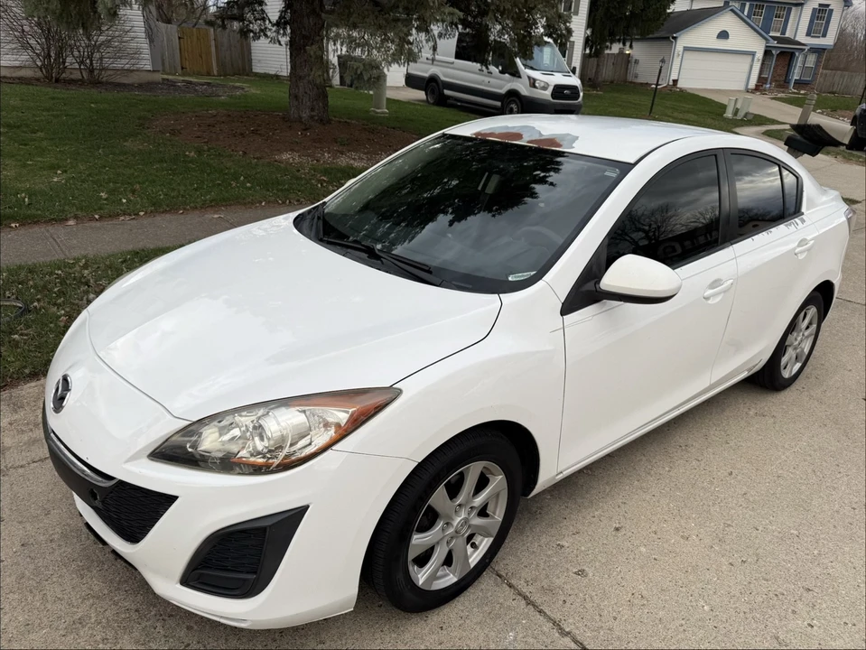 2011 Mazda Mazda 3 2nd Gen - Image 16 of 21