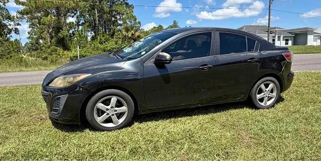 2011 Mazda Mazda3 i