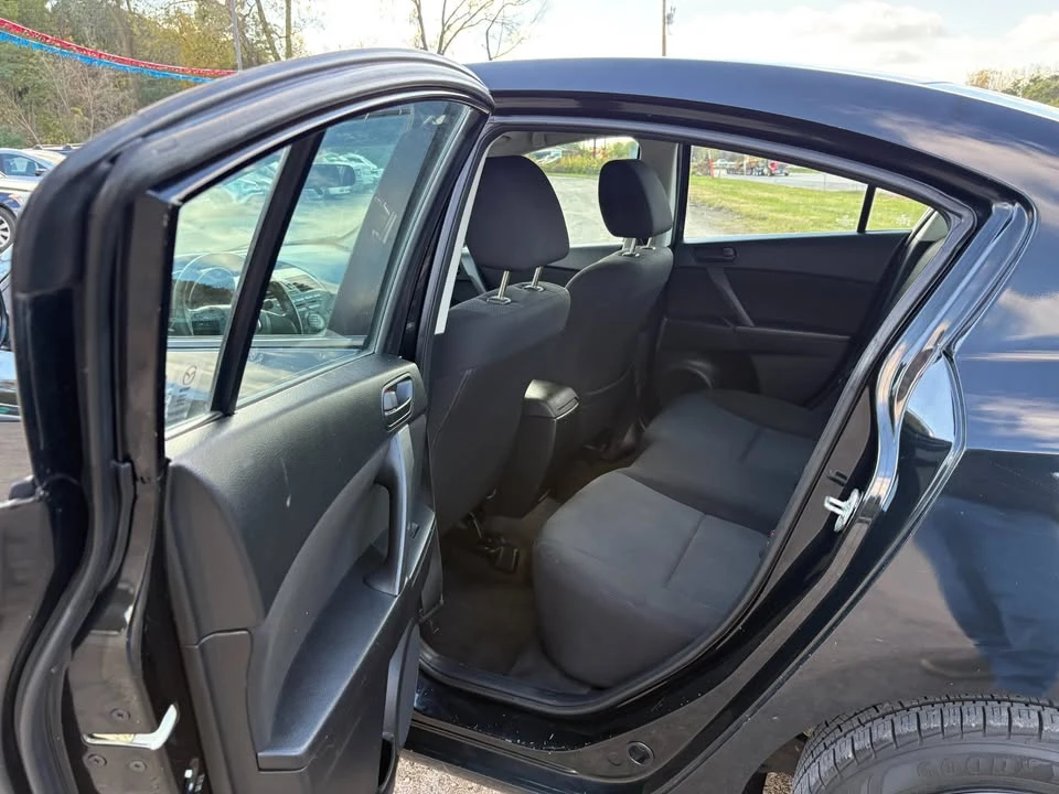 2011 Mazda Mazda 3 2nd Gen - Image 12 of 18