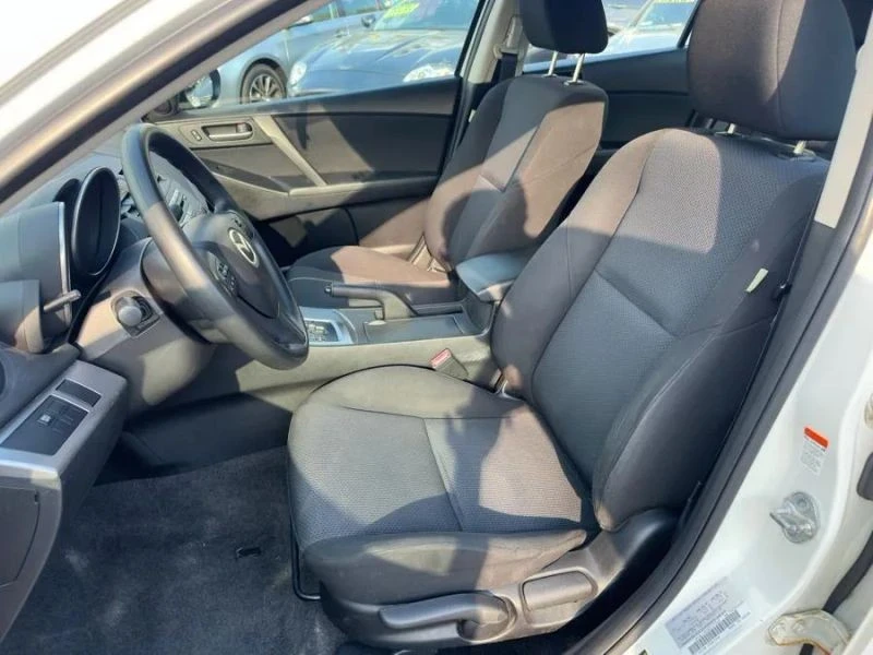 2011 Mazda Mazda 3 2nd Gen - Image 10 of 12