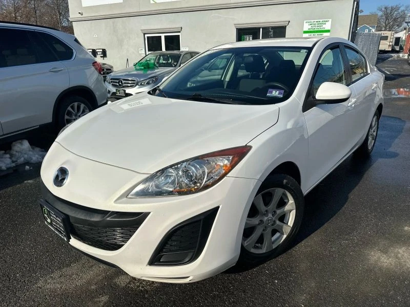 2011 Mazda Mazda 3 2nd Gen - Image 2 of 12