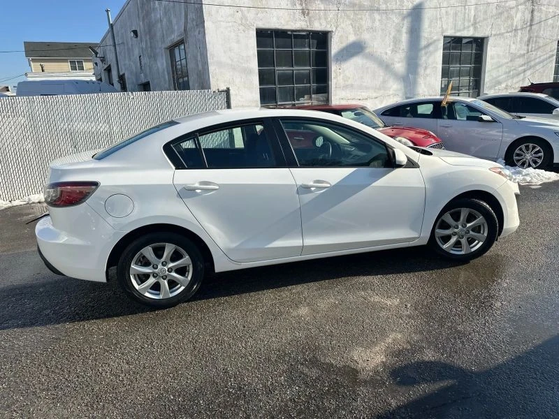 2011 Mazda Mazda 3 2nd Gen - Image 5 of 12