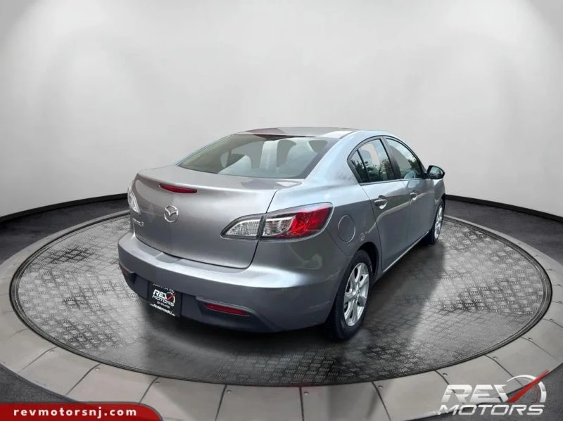 2011 Mazda Mazda 3 2nd Gen - Image 5 of 12