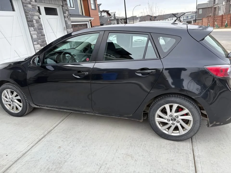 2011 Mazda Mazda 3 2nd Gen - Image 4 of 10