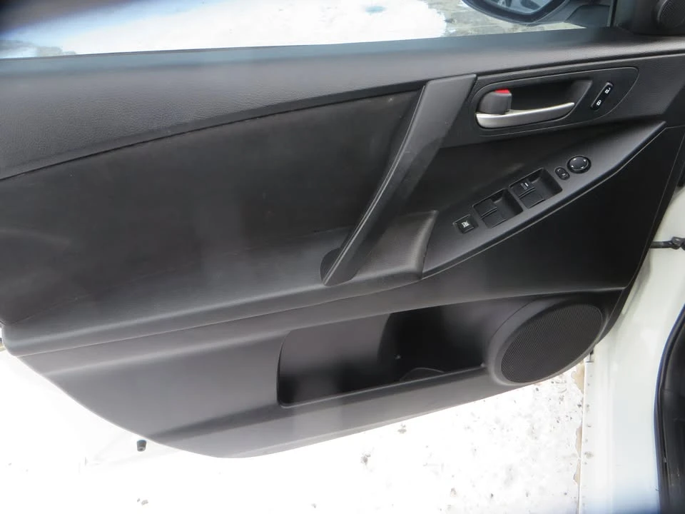 2011 Mazda Mazda 3 2nd Gen - Image 14 of 18
