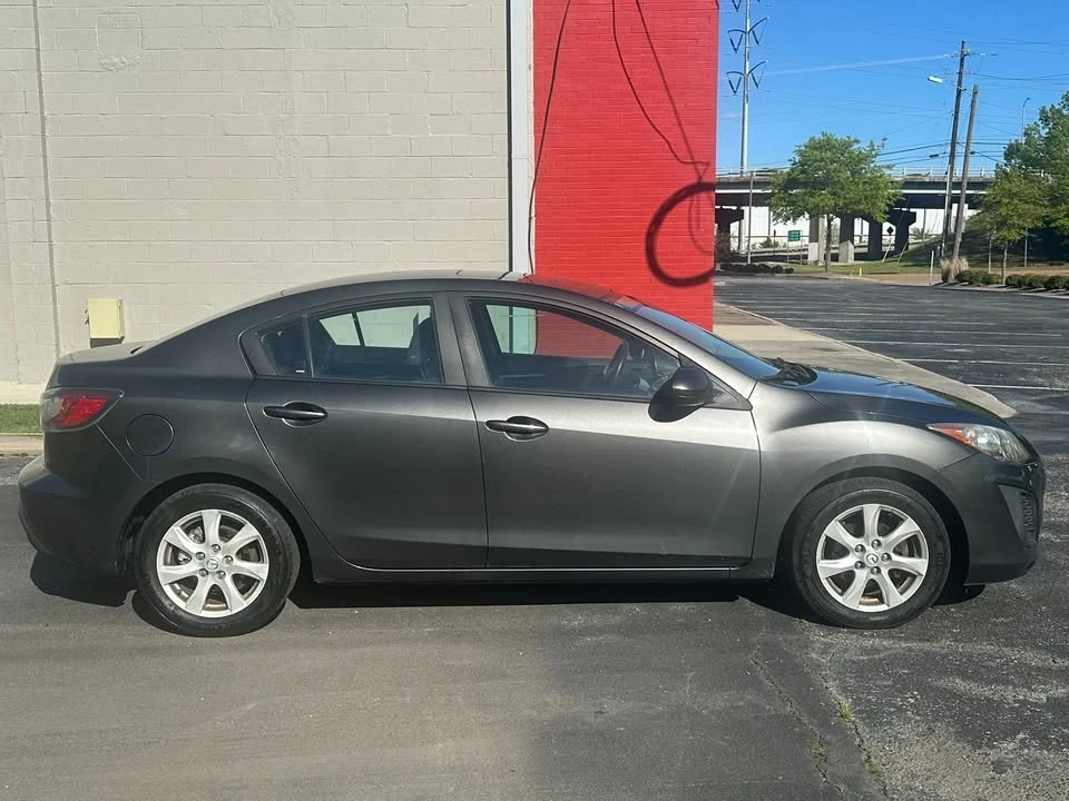 2011 Mazda Mazda 3 2nd Gen - Image 2 of 13