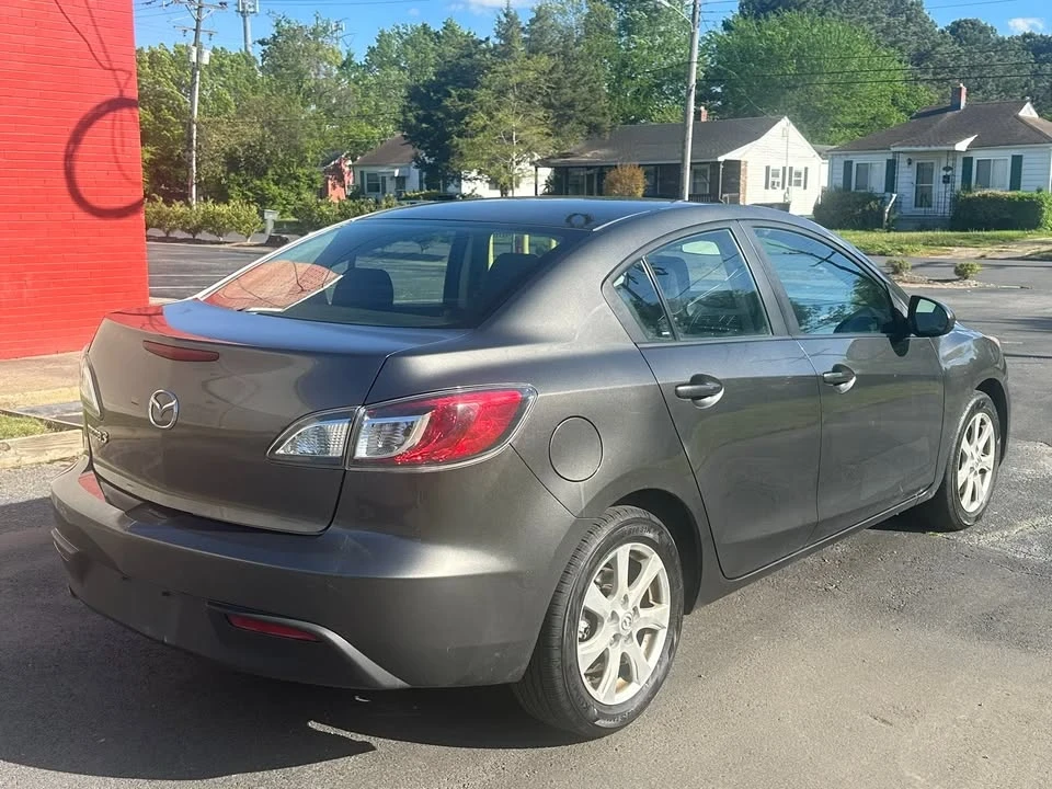 2011 Mazda Mazda 3 2nd Gen - Image 3 of 13