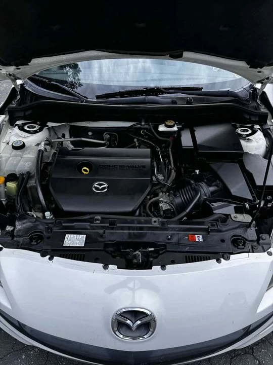 2011 Mazda Mazda 3 2nd Gen - Image 9 of 18