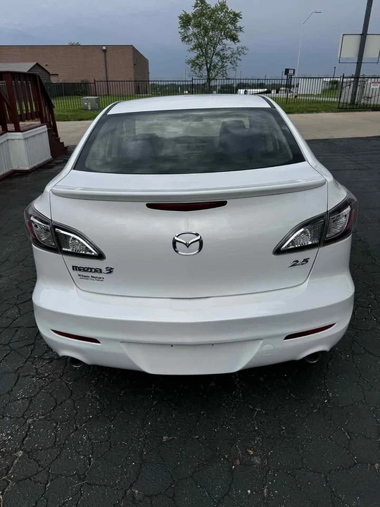 2011 Mazda Mazda 3 2nd Gen - Image 6 of 18