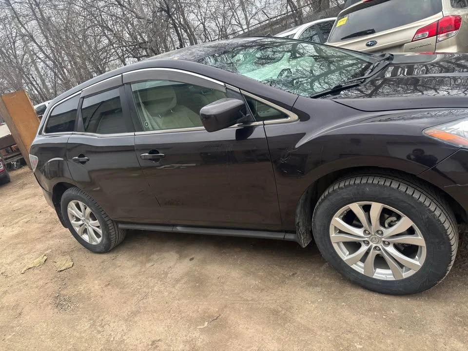 2011 Mazda CX-7 - Image 2 of 10