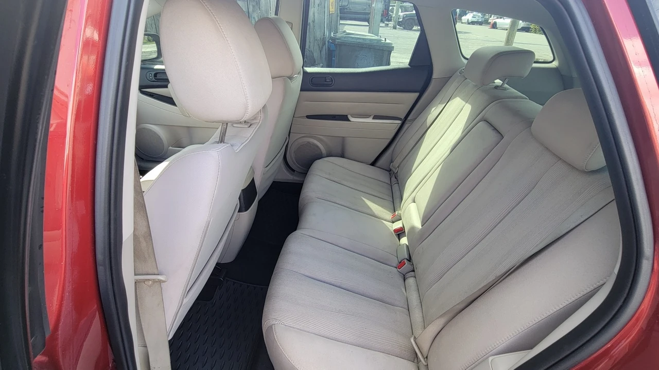2011 Mazda CX-7 - Image 17 of 21