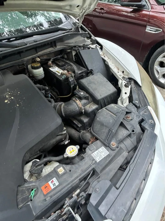 2011 Mazda CX-7 - Image 2 of 21