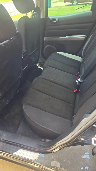 2011 Mazda - Image 2 of 4