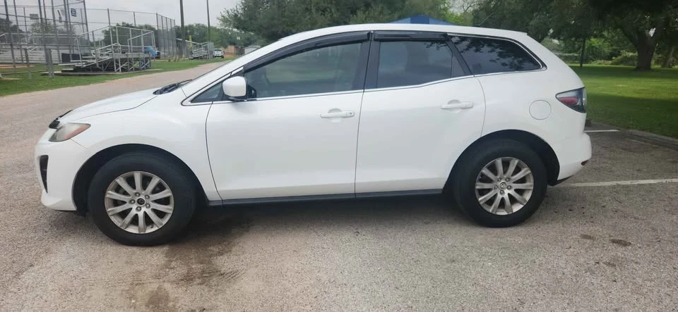 2011 Mazda CX-7 - Image 2 of 15