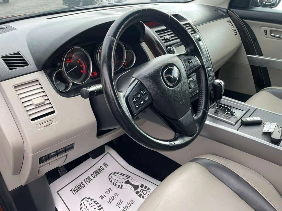 2011 Mazda CX-9 - Image 8 of 17