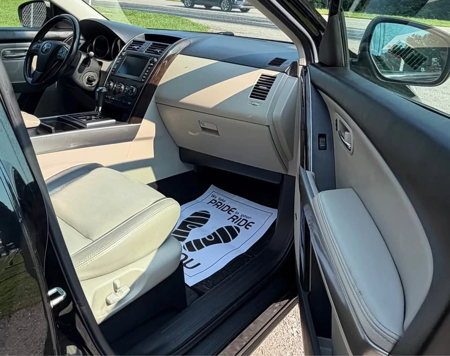 2011 Mazda CX-9 - Image 15 of 18