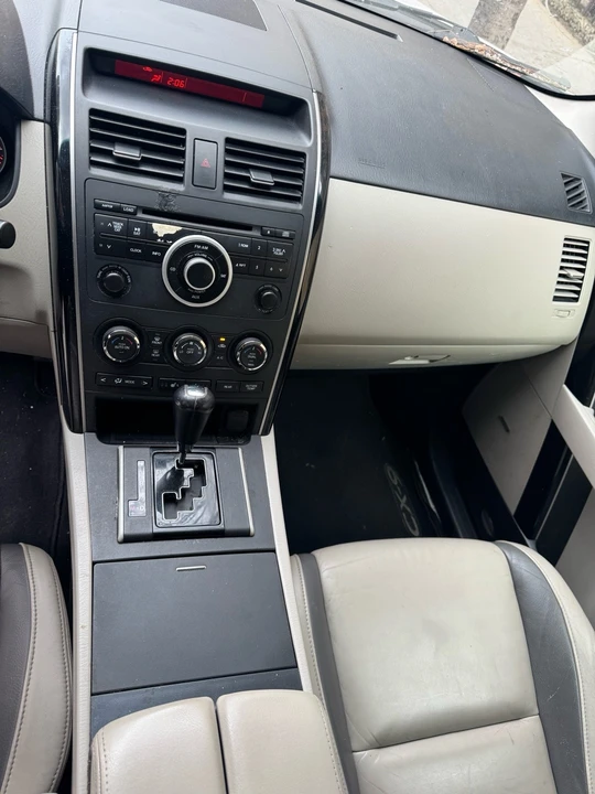 2011 Mazda CX-9 - Image 14 of 17