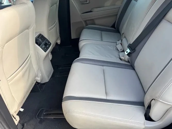 2011 Mazda CX-9 - Image 17 of 20