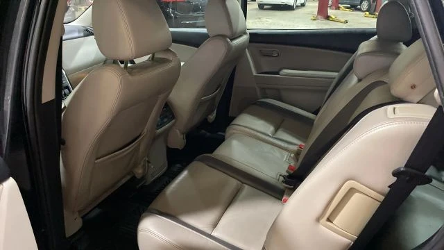2011 Mazda CX-9 - Image 6 of 8