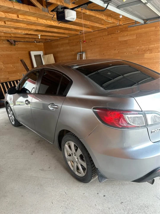 2011 Mazda Mazda 3 2nd Gen - Image 4 of 6