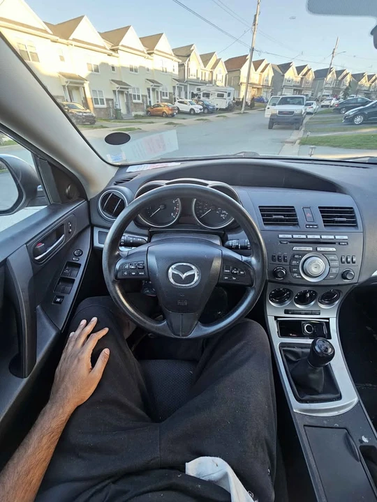 2011 Mazda Mazda 3 2nd Gen - Image 11 of 12