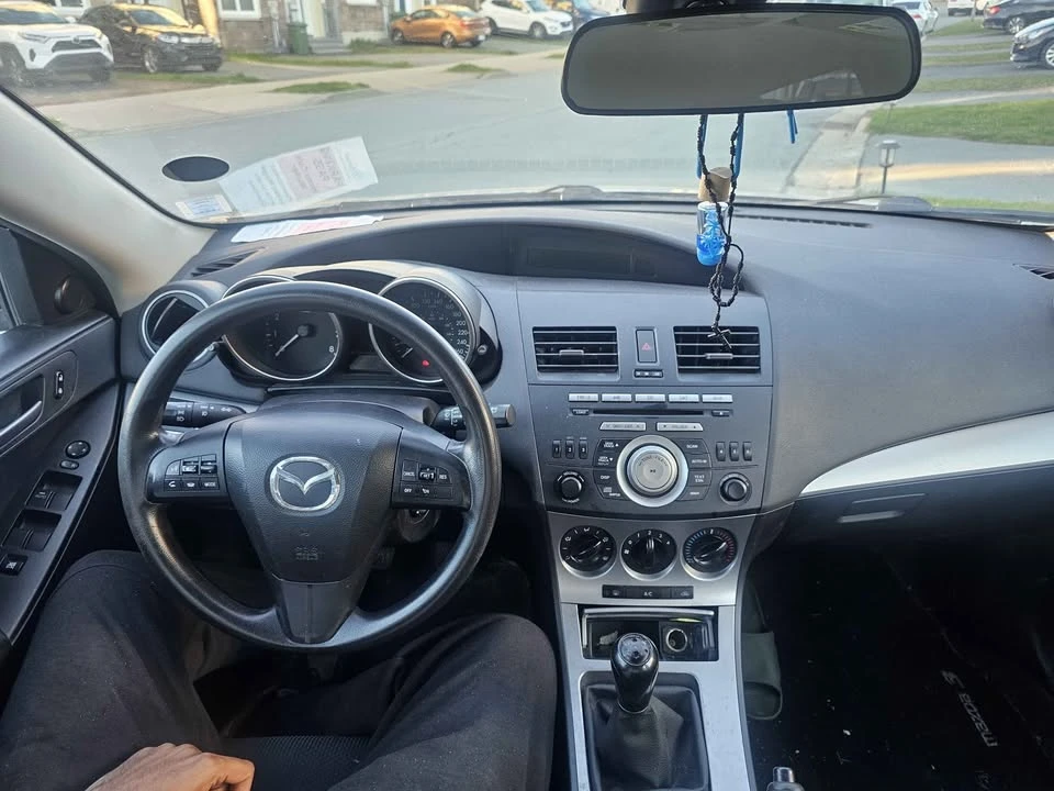 2011 Mazda Mazda 3 2nd Gen - Image 9 of 12