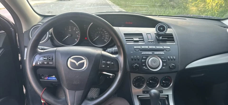 2011 Mazda Mazda 3 2nd Gen - Image 3 of 3
