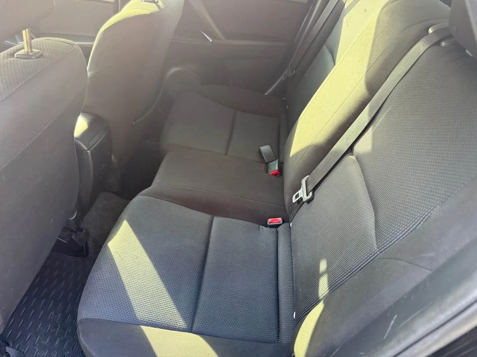 2011 Mazda Mazda 3 2nd Gen - Image 4 of 8