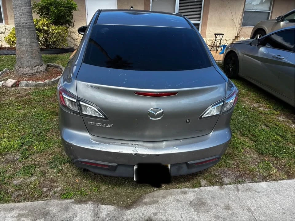 2011 Mazda Mazda 3 2nd Gen - Image 4 of 4