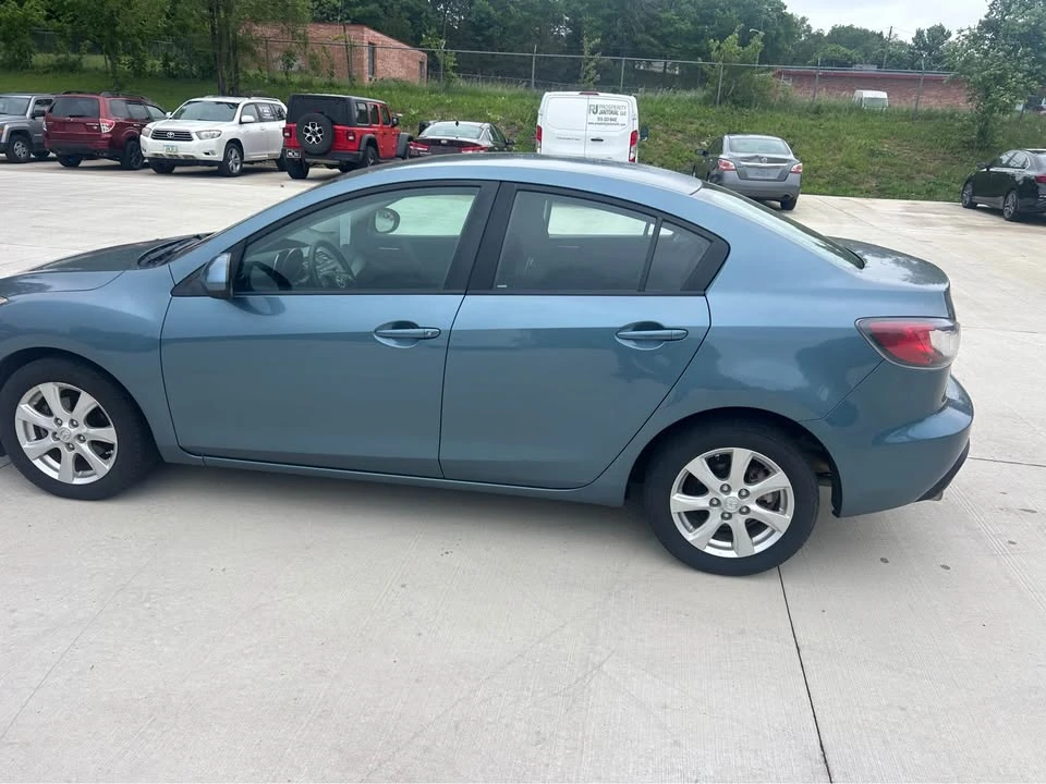 2011 Mazda Mazda 3 2nd Gen - Image 3 of 6