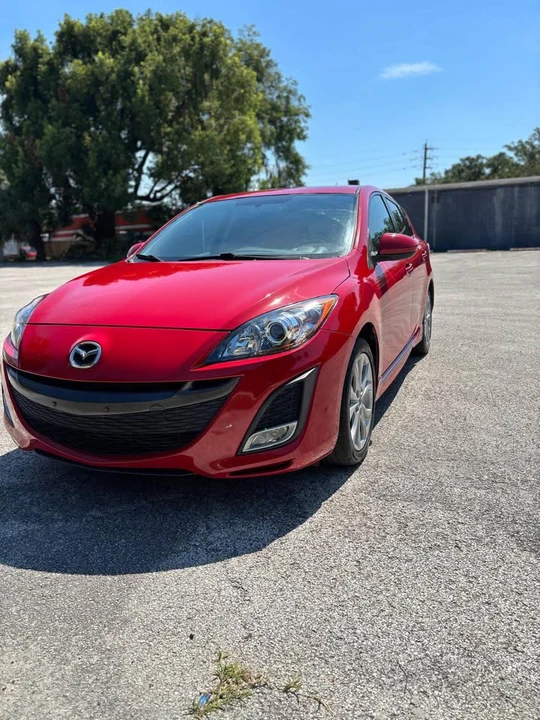 2011 Mazda Mazda 3 2nd Gen - Image 2 of 11