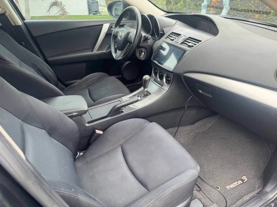 2011 Mazda Mazda 3 2nd Gen - Image 11 of 16