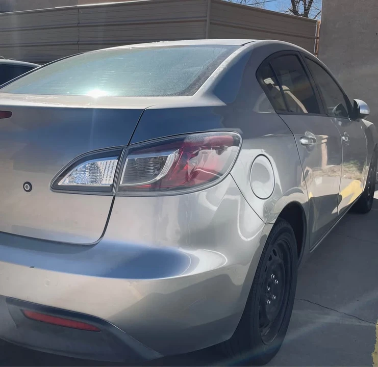 2011 Mazda Mazda 3 2nd Gen - Image 2 of 2