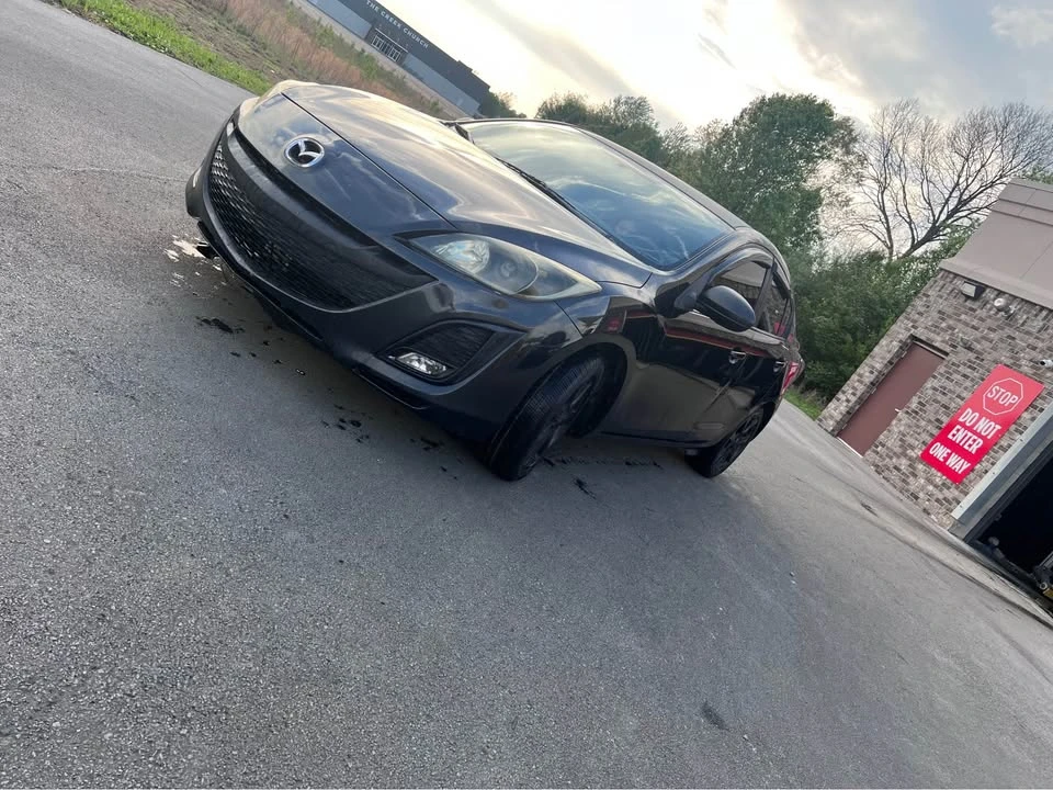 2011 Mazda Mazda 3 2nd Gen - Image 2 of 10
