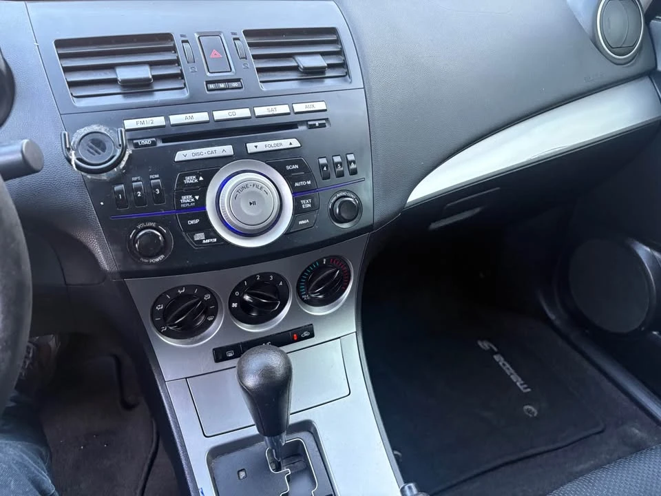 2011 Mazda Mazda 3 2nd Gen - Image 5 of 12