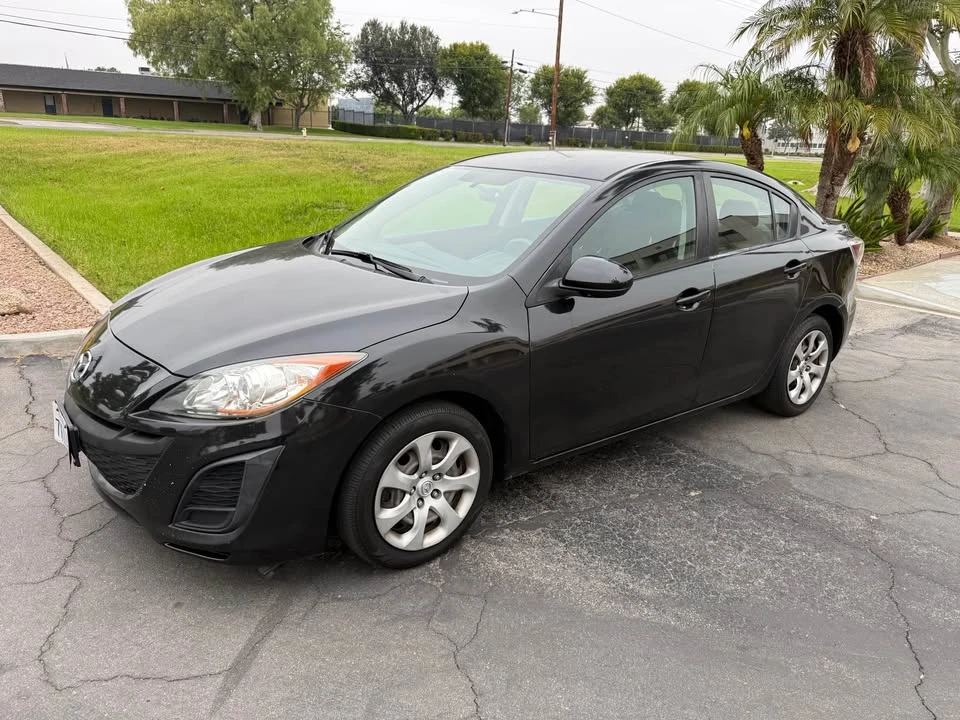 2011 Mazda Mazda 3 2nd Gen - Image 8 of 15