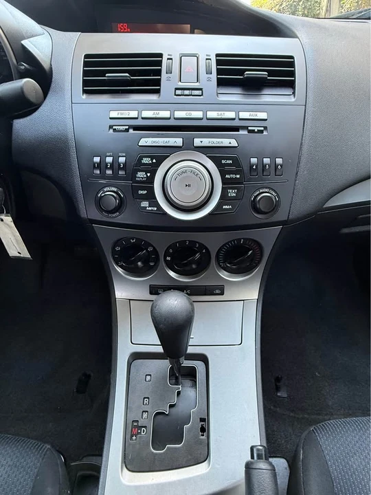2011 Mazda Mazda 3 2nd Gen - Image 11 of 15