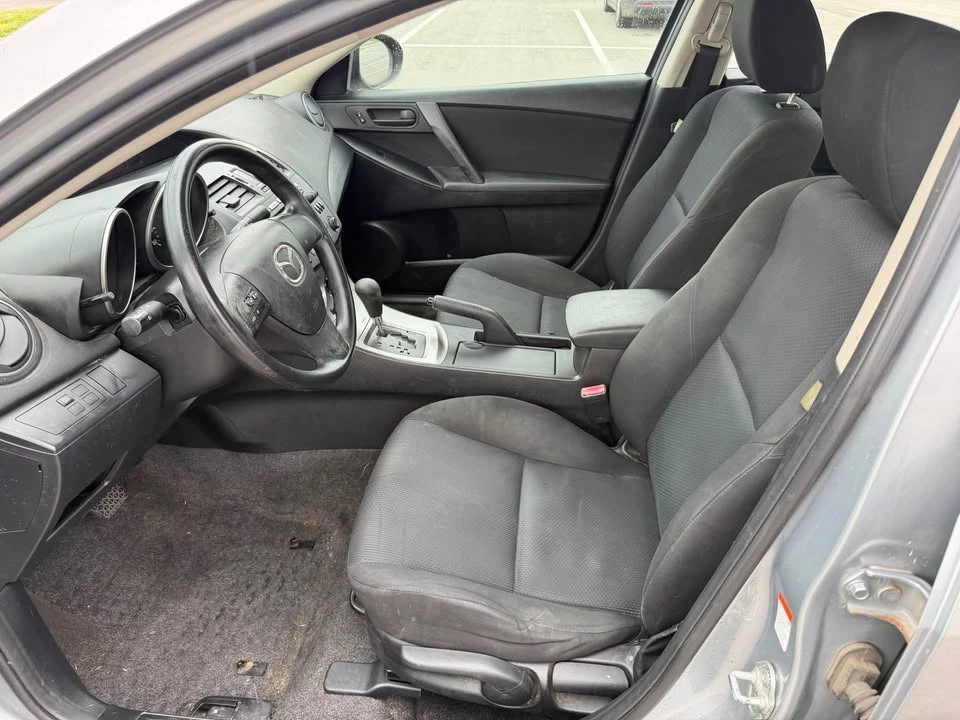 2011 Mazda Mazda 3 2nd Gen - Image 10 of 17